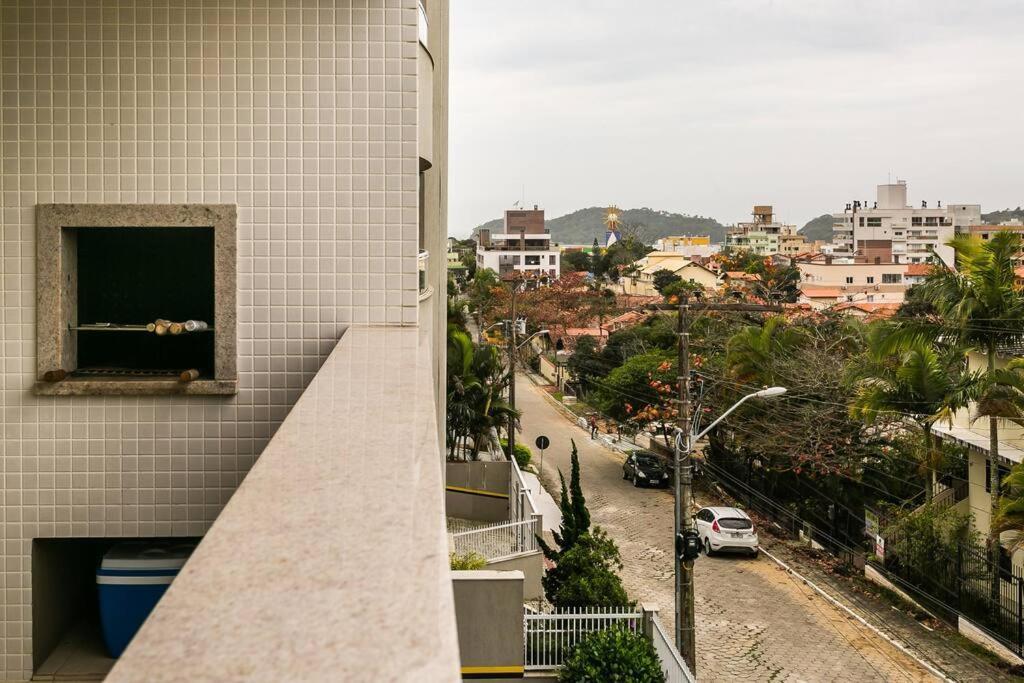 Apto Centro Bombinhas Bagian luar foto